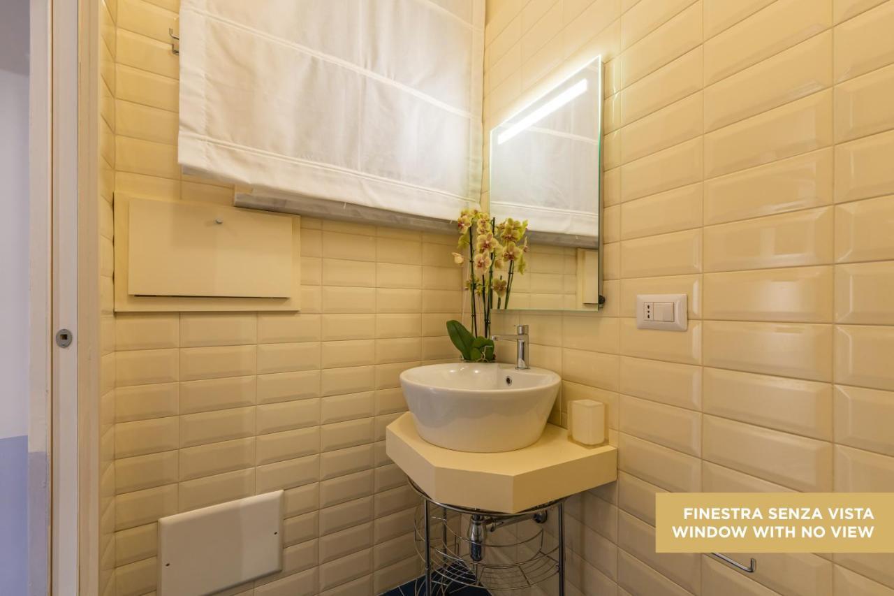 Teatro Toledo 272 Bed & Breakfast Napoli Eksteriør bilde